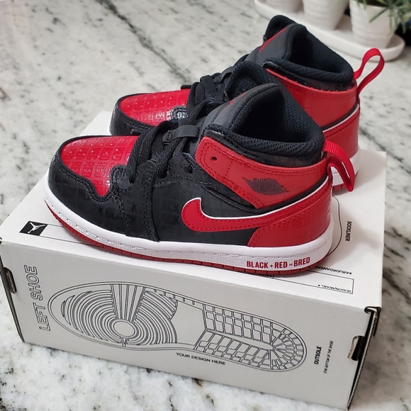 Jordan 1 Bred - Picture 2 of 12